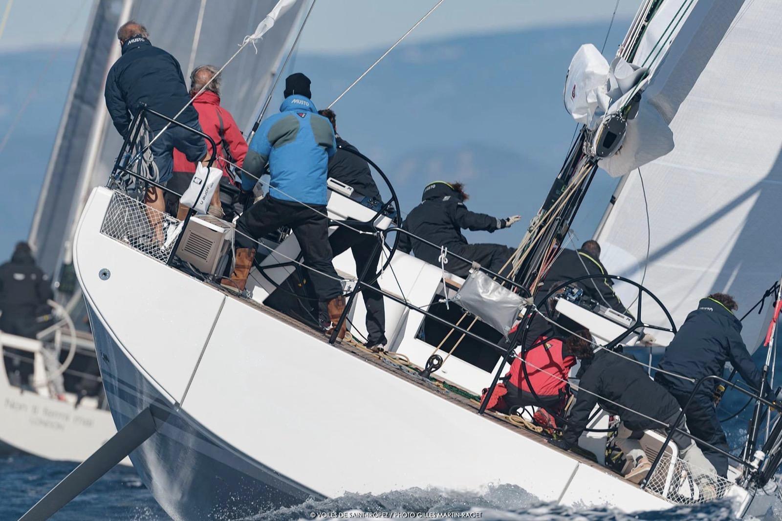 Beneteau First 53